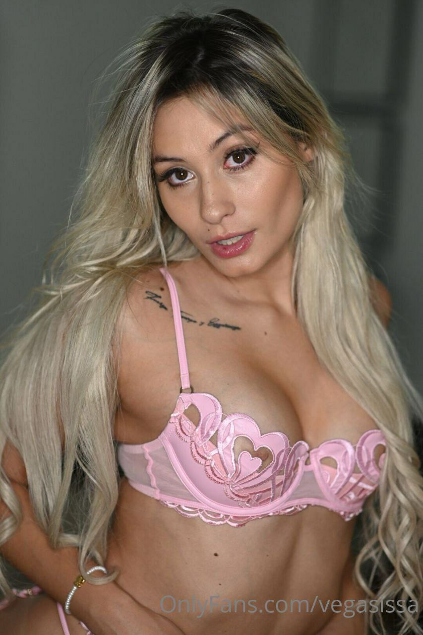 BR on Twitter "Isa Vegas https//t.co/ZTnLjawehY" / Twitter