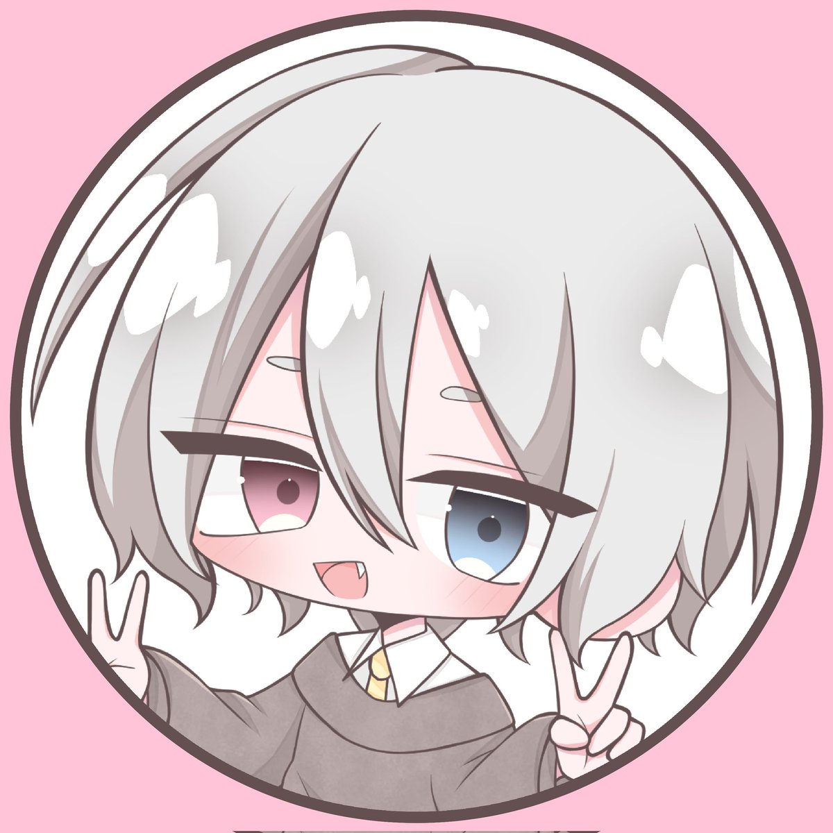 Ciel_hmrg's tweet photo. だんだんと顔が上下に縮む絵柄変遷 https://t.co/IHEv0Y1wjd