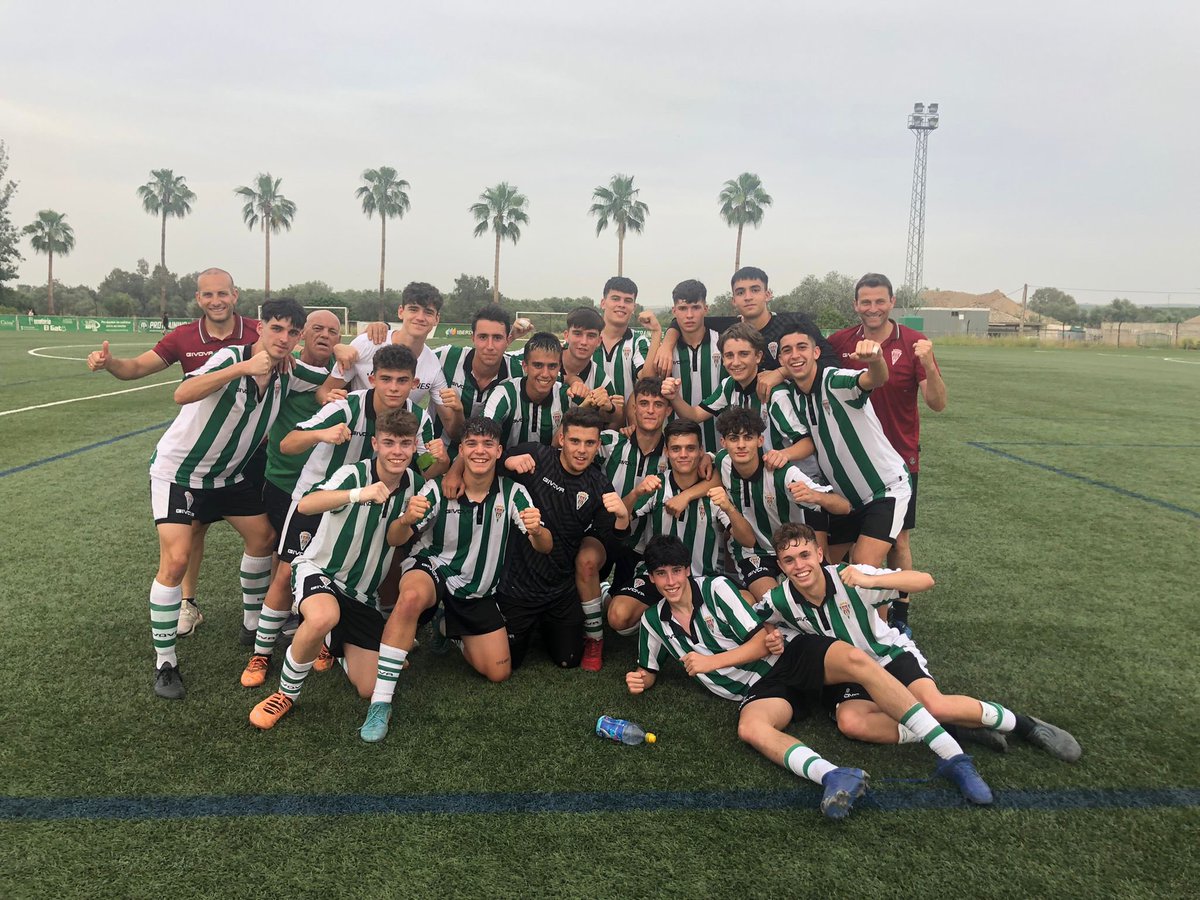 Punto y final a la temporada con victoria en casa. Hace tiempo que se acabaron los calificativos para describir a este EQUIPO. Solo me queda deciros GRACIAS por una temporada inolvidable <a href="/Cantera_CCF/">𝙲𝚊𝚗𝚝𝚎𝚛𝚊 Córdoba CF</a> #cordobacadetedh