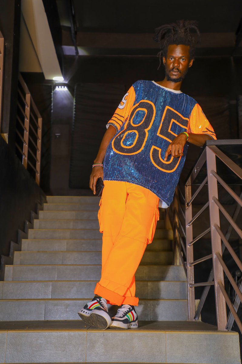 erik_oloo's tweet photo. For Me… It’s Morals, Values, Codes, Standards &amp; Self Reflection 

#Mensfashion #mensstyle #menwithstyle #menswear #streetwear #OOTD #pauseshots #fashionblogger #menaboutfashion #dapper #dailystreetlooks #explorepage #explore #mensfashionteam #sstreetstylevogue https://t.co/oOfVkUuEa8