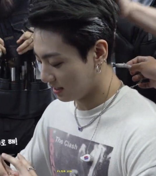 คนอะไรแค่ปาดเจลเปิดเหม่งก็หล่อชิบหายแล้วอ่ะ คุณพี่จะหล่อไปเพื่อใครคะ https://t.co/tVURW7j921<a href="/tag/weloveyoutaehyung"class="tags"><span>#weloveyoutaehyung</span></a>