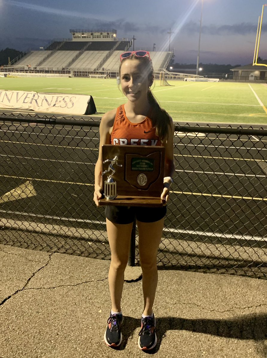 creekxc's tweet photo. 🚨Regional Qualifier🚨 Freshman @Macierunz25 runs 8 second PR in 1600 and qualifies for regional championship! 🔥🔥🔥#CREEKPR1DE🧡🖤🧡 https://t.co/XDVU5SRN1F