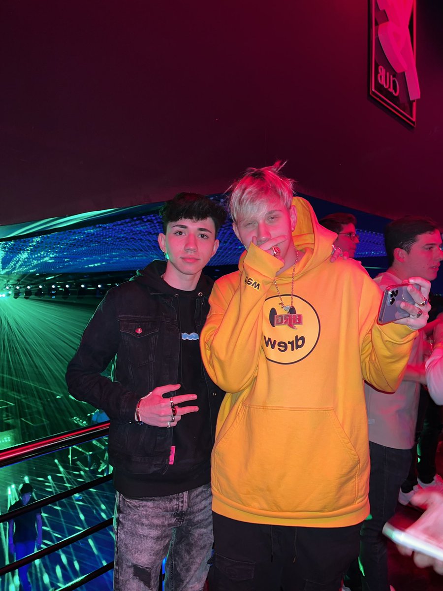 Fabrosboy tweet media