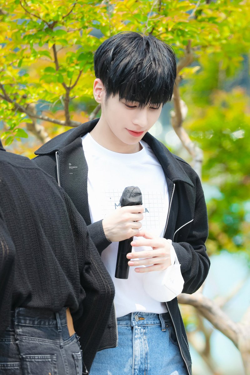 Macchiato_TH's tweet photo. 220520

#TXT    
#태현   #TAEHYUN https://t.co/klZ4diVhsE