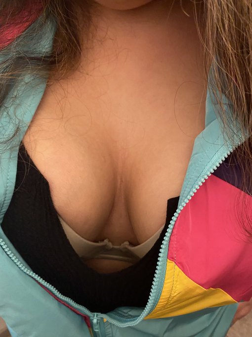 Do you like my tits? https://t.co/yocW2w43mM<a href="/tag/nsfwtwt"class="tags"><span>#nsfwtwt</span></a>