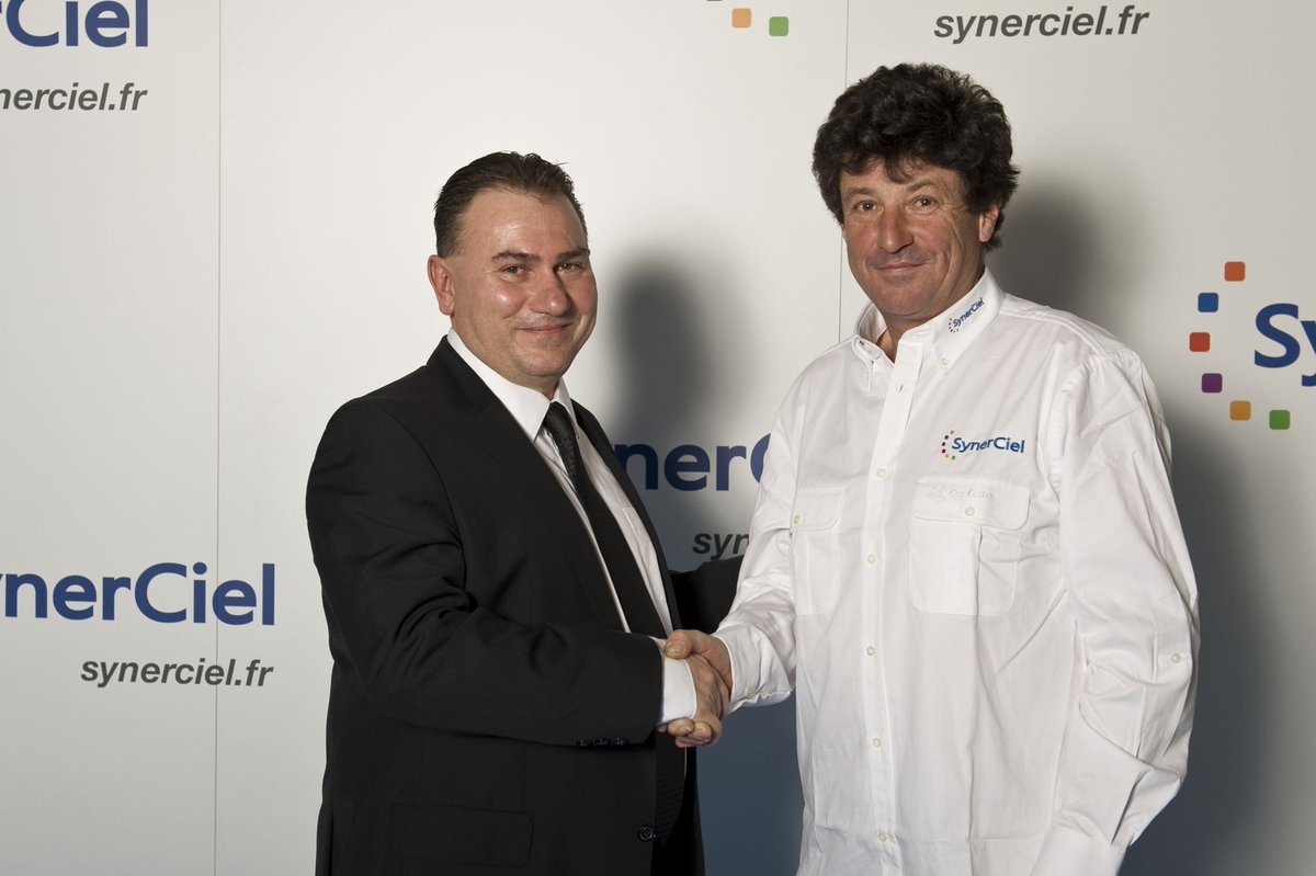 Philippe CHRISTOPHE (@christophephi) on Twitter photo Fier d’être au côté du roi Jean , plus de 10 ans après avoir effectué le Vendée Globle , nous voici au cœur de l’opération #synerciel #solidarité planète .
Bravo Jean pour ton parcours , ta fidélité , l’aventure continue … 👍👍⛵️<a href="/JeanLecam/">Jean Le Cam</a> <a href="/ChristophePhi/">Philippe CHRISTOPHE</a> <a href="/synerciel/">SAS SynerCiel</a> Fier d’être au côté du roi Jean , plus de 10 ans après avoir effectué le Vendée Globle , nous voici au cœur de l’opération #synerciel #solidarité planète .
Bravo Jean pour ton parcours , ta fidélité , l’aventure continue … 👍👍⛵️<a href="/JeanLecam/">Jean Le Cam</a> <a href="/ChristophePhi/">Philippe CHRISTOPHE</a> <a href="/synerciel/">SAS SynerCiel</a>