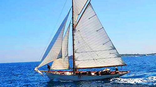 NauticaReport's tweet photo. Vistona, 1937
https://t.co/8dvSqbFSFM
#vistona #cutteraurico #mcphersoncampbell #dickieandsons #veledepoca #barchedepoca #vintageyacht https://t.co/1cY6bvGIIv