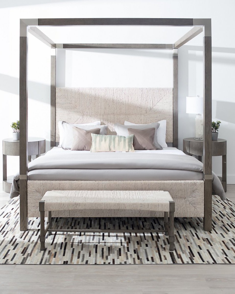 CSWoandSons's tweet photo. The exquisitely designed Palma King Canopy Bed is a stunning focal point in any bedroom.

#cswoandsons #cswo #inspiration #furniture #modern #luxury #socoandtheocmix #california #soCal #antique #architecture #supportlocal #beautiful #bernhardt #palmacollection https://t.co/qjmExvEzfM