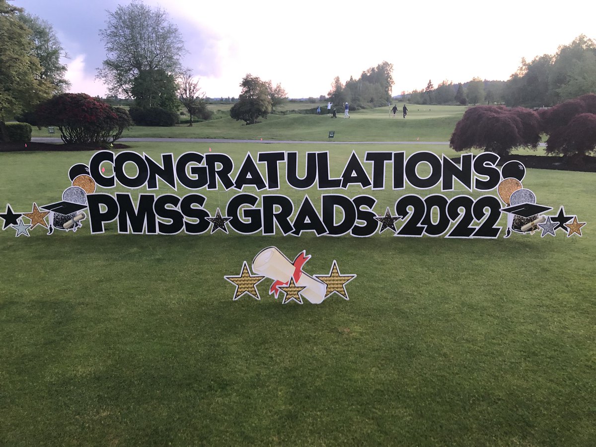 mrsharpess's tweet image. A beautiful night for @PittSecondary Grad Dinner Dance. Weather cooperated and we even had a visit from some black bears. Stay safe Class of 2022. #sd42