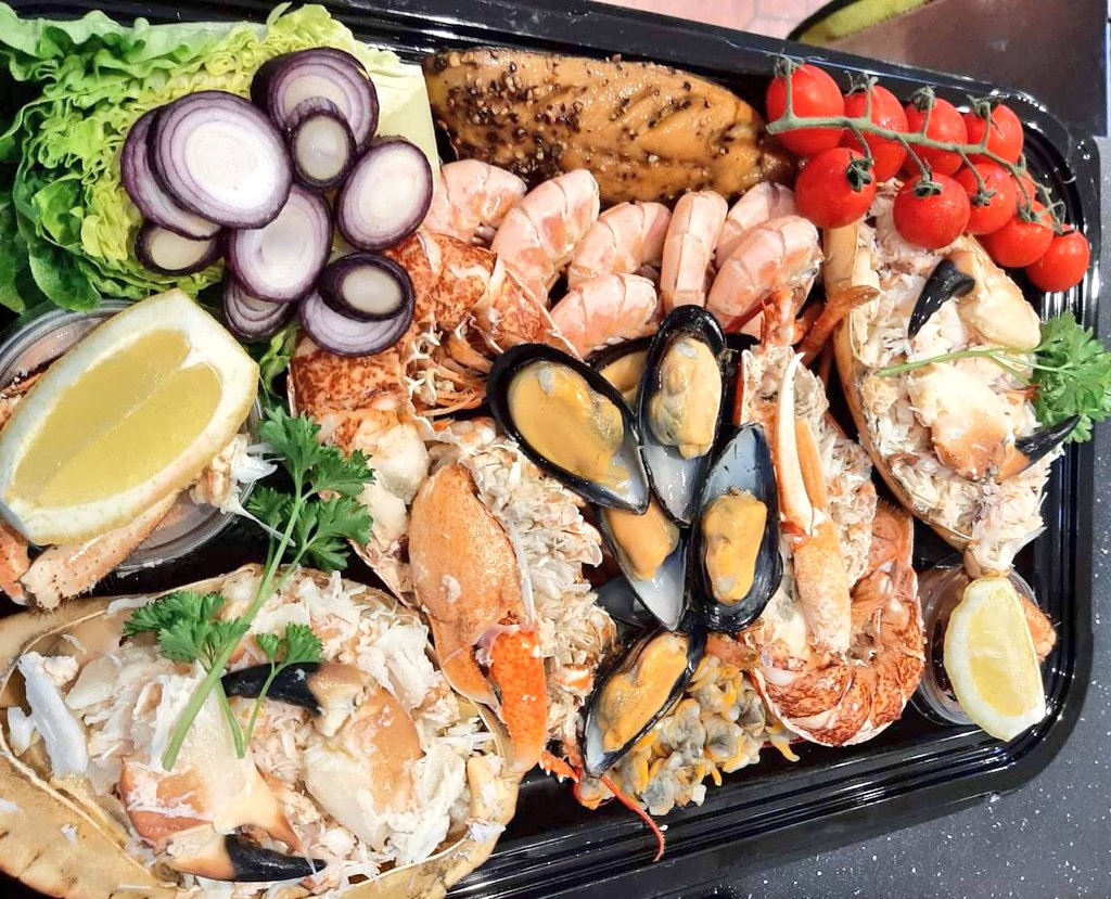Good morning all!! The sunshine and warmer weather can only mean 1 things getting closer ...... beer garden, cold pints, friendly people..... and our all new platter selections each friday delivered to the Anfield road bar!! #sustainable #luxury #Britishproduce 🇬🇧♥️🦀🦞🦐😎🍻