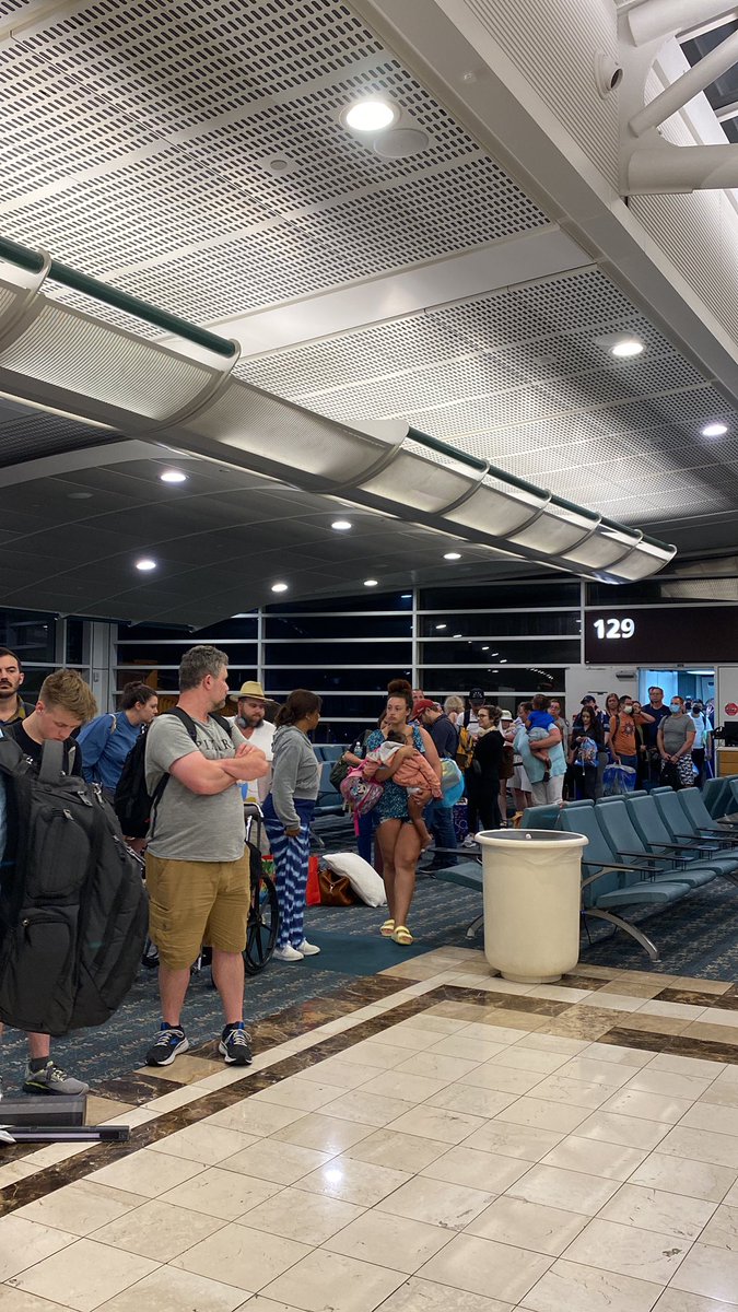 loliver68's tweet photo. Way to make another stellar move Southwest Airlines. Leaving hundreds of passengers stranded at 2:30 am for NO reason! #southwestairlines https://t.co/bjQAMDpLEd