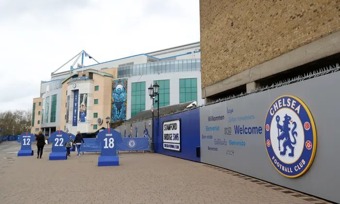STAMFORD BRIDGE FULL OF EMPTY SEATS FOR LAST GAME OF THE SEASON. Totally ridiculous. Shambolic. Pathetic. Meanwhile Downing Street was the most unlawful address in entire country during Covid lockdown while Stamford Bridge was leading NHS support hub <a href="/ChelseaFC/">Chelsea FC</a> #Chelsea