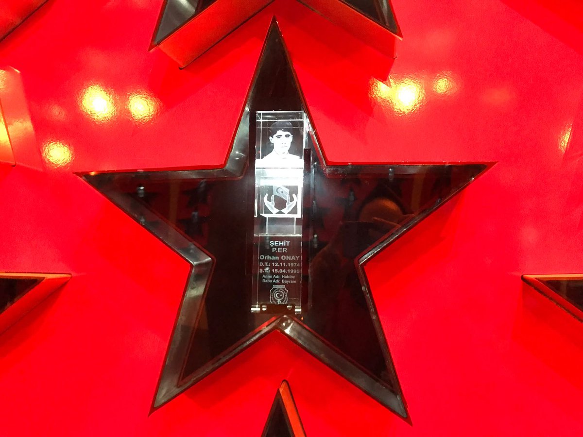 Gönüllülerimizle beraber Gazi Derneği ziyaretimizi gerçekleştirdik. 
#iyigeleceksin🌙