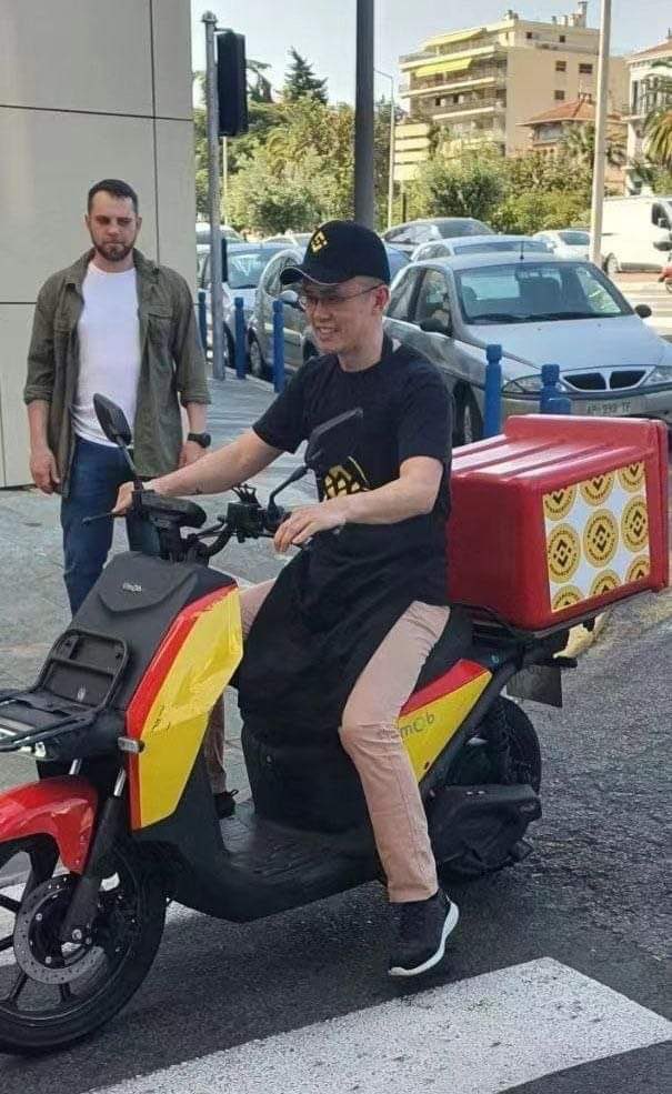 granitbtc's tweet photo. A bear market calls for desperate measures😂 @cz_binance #BNB https://t.co/gdVaji87UK