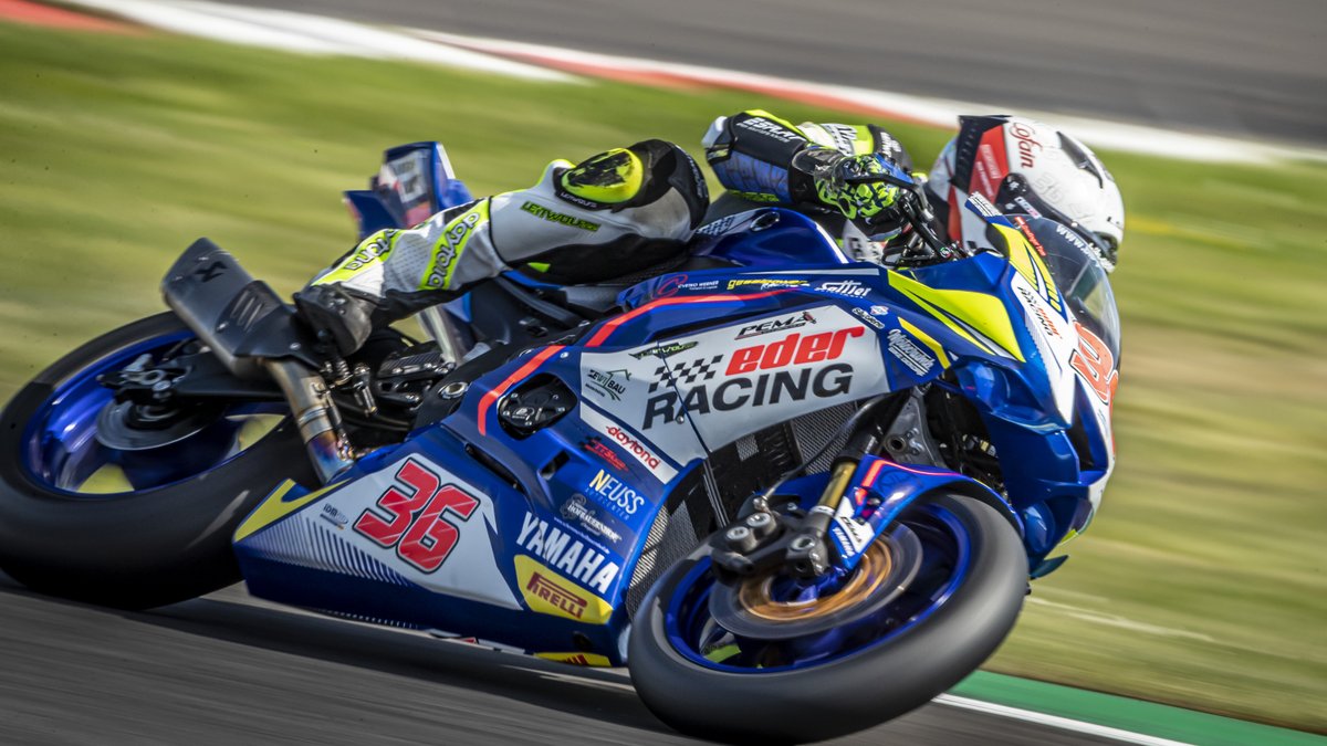 56radinger's tweet photo. 🅿2️⃣ on the starting grid, missing PolePosition by just 0,020sec
QP2 ✅ in 3️⃣rd - 1´28.682
#TG36 with #EderRacing at #MotorsportArenaOschersleben
#IDM2022 #SSP Rd2️⃣ with race no 3️⃣ and 4️⃣ on Sunday
#LS2Helmets
#LeitWolf
#FiveGloves
#DaytonaBoots
#YamahaRacing #YZFR6 https://t.co/F0OJzGwBaO