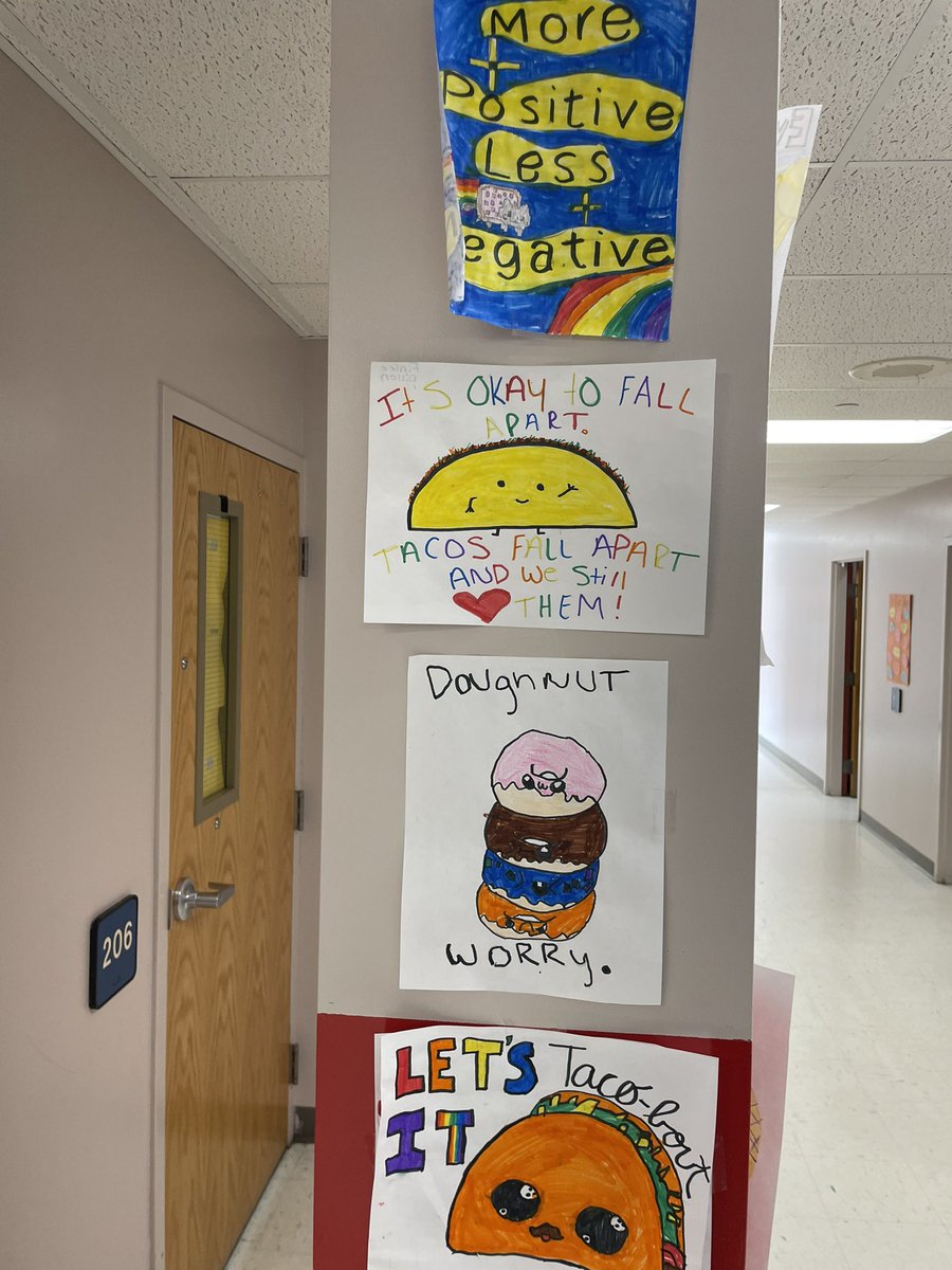 mrladukeBSD's tweet photo. Celebrating Mental Health Awareness Month with Wellness Week at SFE. Great job, Mrs. Anderson. Students loved adding to the Gratitude Wall. @DrLyonsSFE @BSDBroncos #mindfulness #feelings #MentalHealthAwarenessMonth #Gratitude #selfcare #doughnutworry #letstacoaboutit https://t.co/tKPXhYJW6M