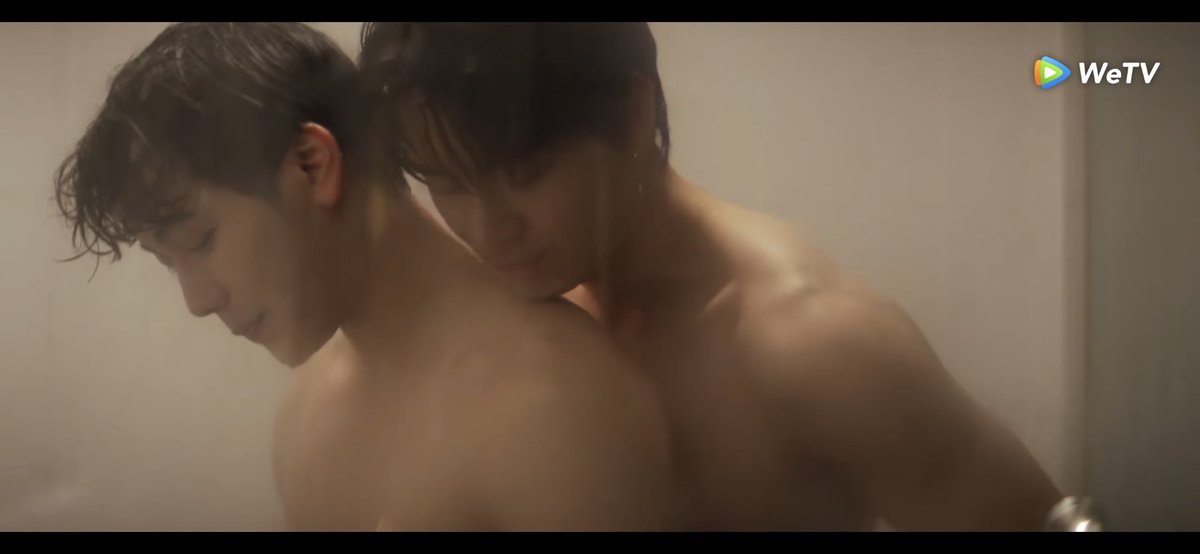 pinkwongg's tweet photo. แล้วหนูก็ไม่ได้เตรียมใจมาไงพี่นึกออกไม๊ หนูตั้งรับไม่ทัน 🥲 วีมาร์คเวอร์ชั่นโตขึ้นมากจริงๆ อันตรายต่อหัวใจมากๆ
#กลรักรุ่นพี่LIVEonWeTV https://t.co/vKqTVVfTG5
