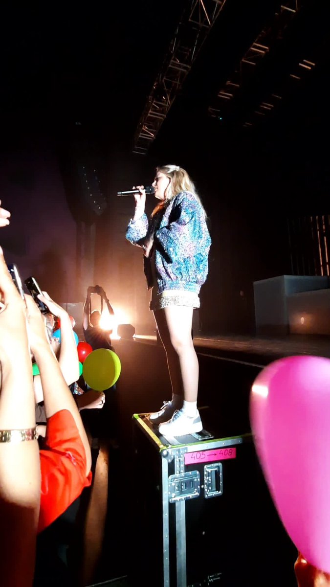 LouaneAddicted's tweet image. I miss Nimes 🥺 do you know when the big tour will start?🥺♥️@louane