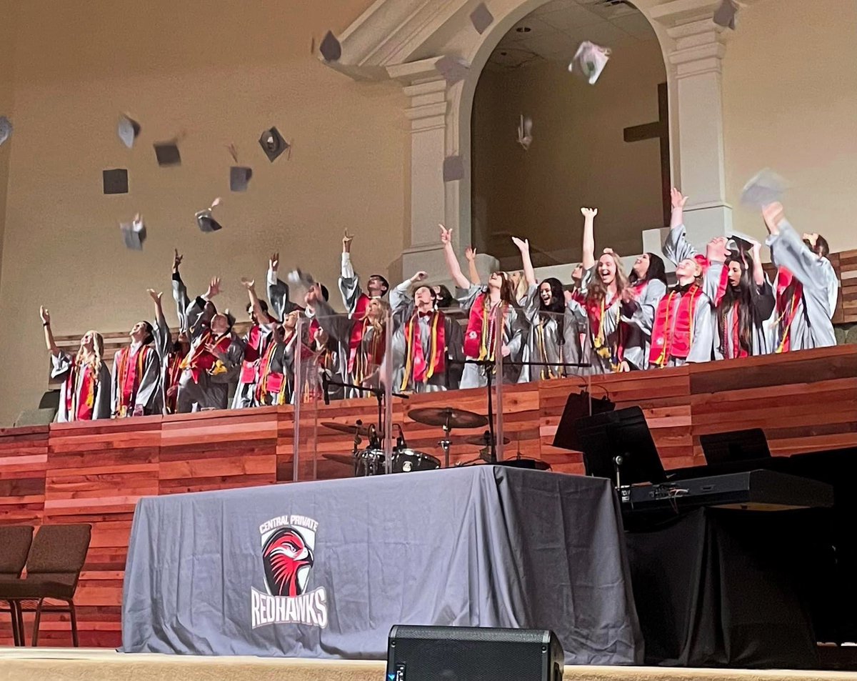 Congratulations to the Central Private Class of 2022! We are so proud of you, and we look forward to all of the great things you will accomplish in the future. #GoRedhawks 🎓