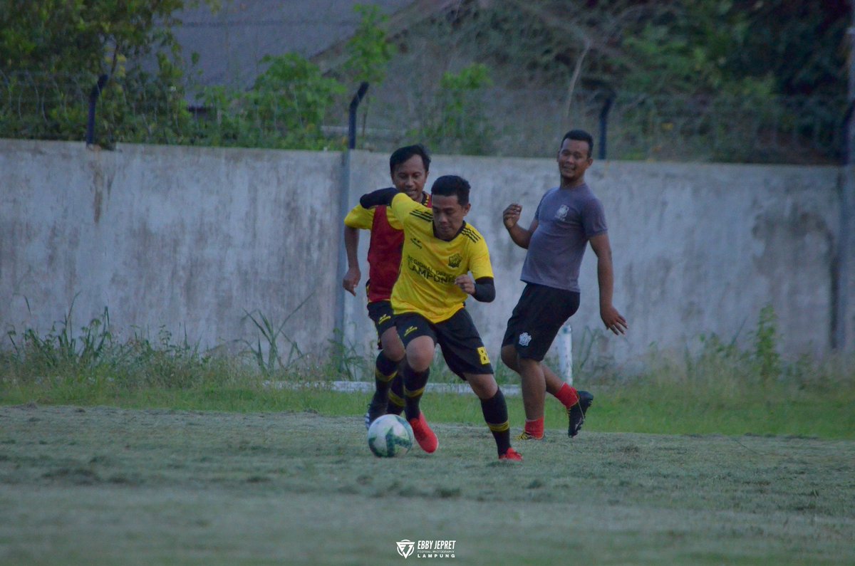 kalo gk karena ini mungkin sampe skrng masih di mesuji 😅