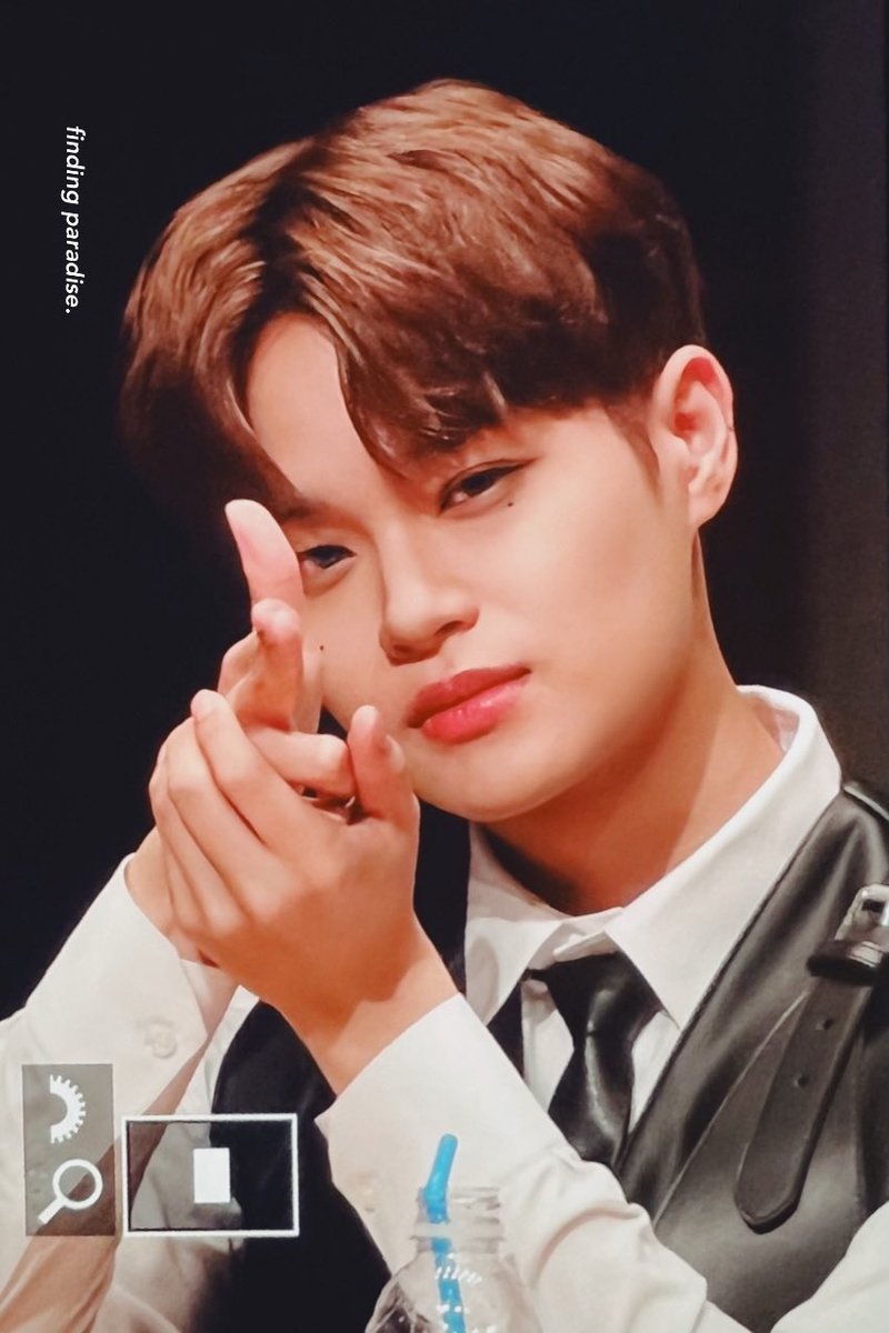 fp_0129's tweet photo. 220521 오늘 너무 좋아서 죽을 수도 있음 ㅠㅠ
#대휘 #이대휘 #AB6IX #SAVIOR https://t.co/jlFFV8VkLO