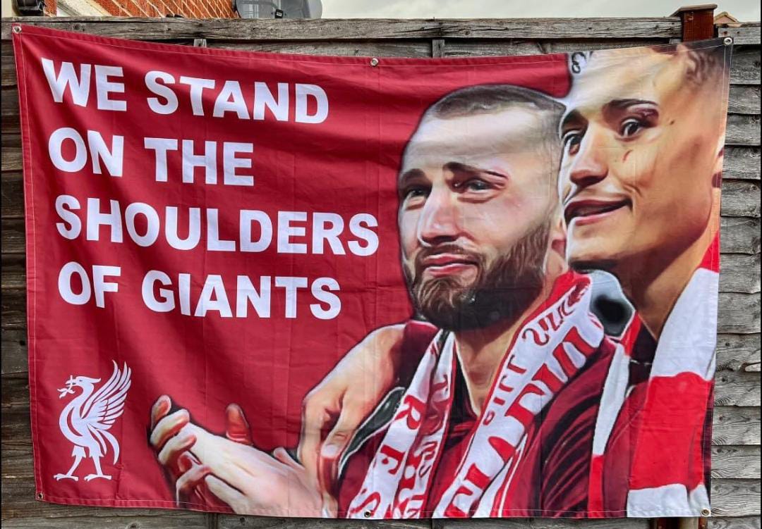 karanw0w21's tweet photo. What a banner... Going to paris #LFC https://t.co/bZ6ttiS8an