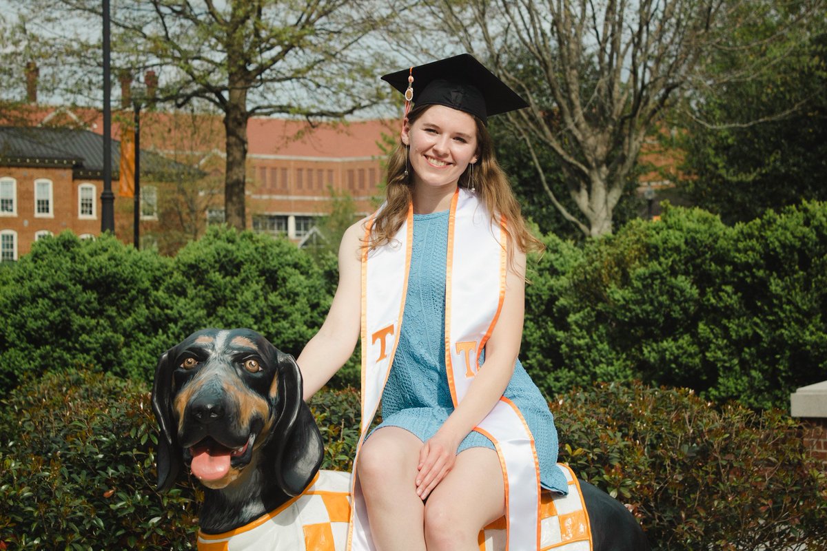 Congrats @fruitsnacksoul So proud of you Drew-boo! #UTGrad2022