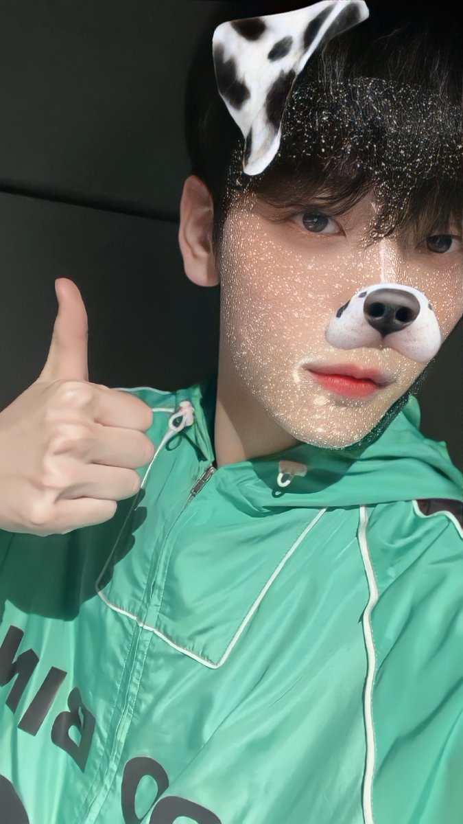 kthyunnn's tweet photo. 👍

#MSD #MOASelcaDay #SOOBIN https://t.co/jVMxGhwJ1P