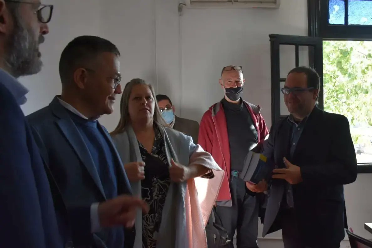 edhercar's tweet image. Amor con Amor se paga. 
Y es así que, esta vez, el Ministro del Poder Popular para la Cultura de la República Bolivariana de 🇻🇪, @VillegasPoljak, junto a las autoridades de la @EmbaVEArgentina encabezadas por la querida @StellaMarinaLu2 visitó nuestra patria chica...