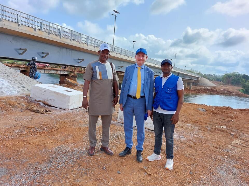 NfaKoroma's tweet photo. Busy week! 

✅ SLAJ Press Freedom Walk #PressFreedom
✅ Europe Day celebrations #EuropeDay 
✅ Magbele bridge (163 metres  long) commissioning #infrastructuredevelopment 

#EuropeanUnion in action. https://t.co/46m9w5EO35
