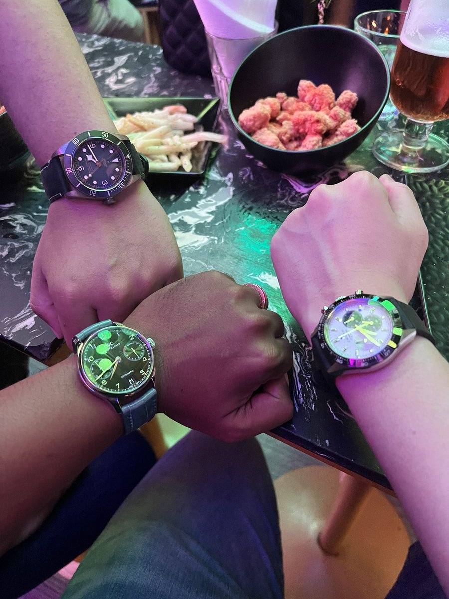 Jenaguru3's tweet photo. Its a blast at Enrats Community Meet Upππ»ππ»π A greet meet up with the communityπͺπ½ Managed to also get a great writs shot with @Jackyyapp πππ Thanks @ChainDebrief for hosting such a wonderful eventππ #chaindebrief #enrats https://t.co/HRX4nm1ewS