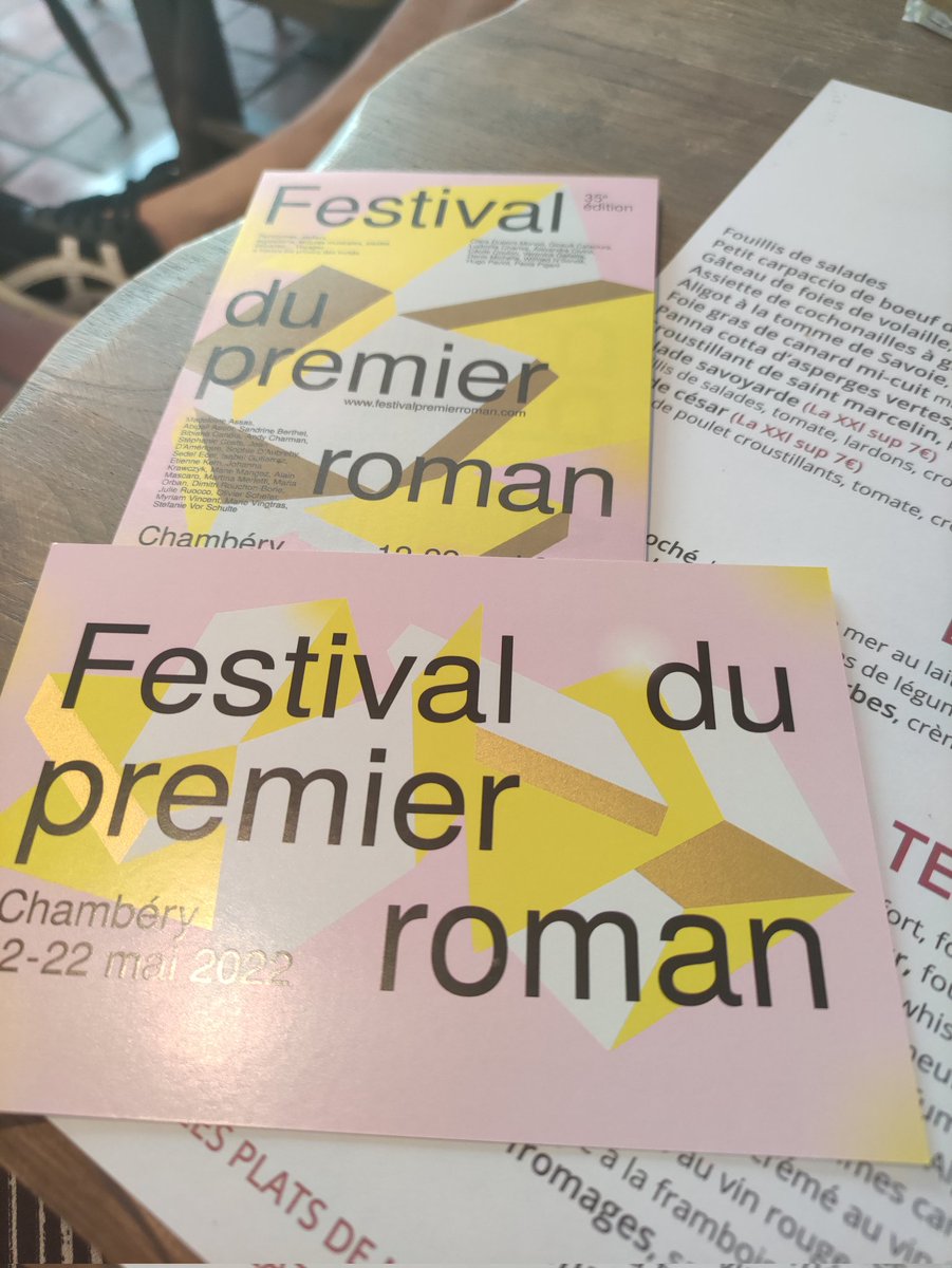 Patybio1's tweet photo. A Chambéry ce jour. Festival du premier roman...des rencontres littéraires✨

#chambery 
#savoie
#festivaldupremierroman https://t.co/9cZfiMwQ1u
