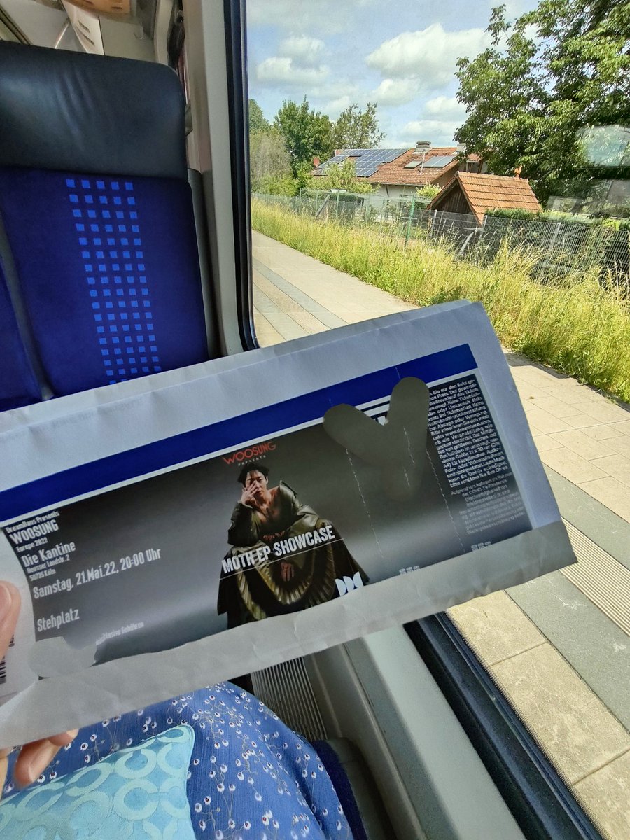 wacokhalee's tweet photo. Woooo on my way to Cologne for Woosung's concert. First time to travel and watch a concert all by myself, so excited and nervous at the same time😁 😍 #Woosung #WoosunginCologne #Woosungköln #Woosungmoth https://t.co/DVKsm92E2b
