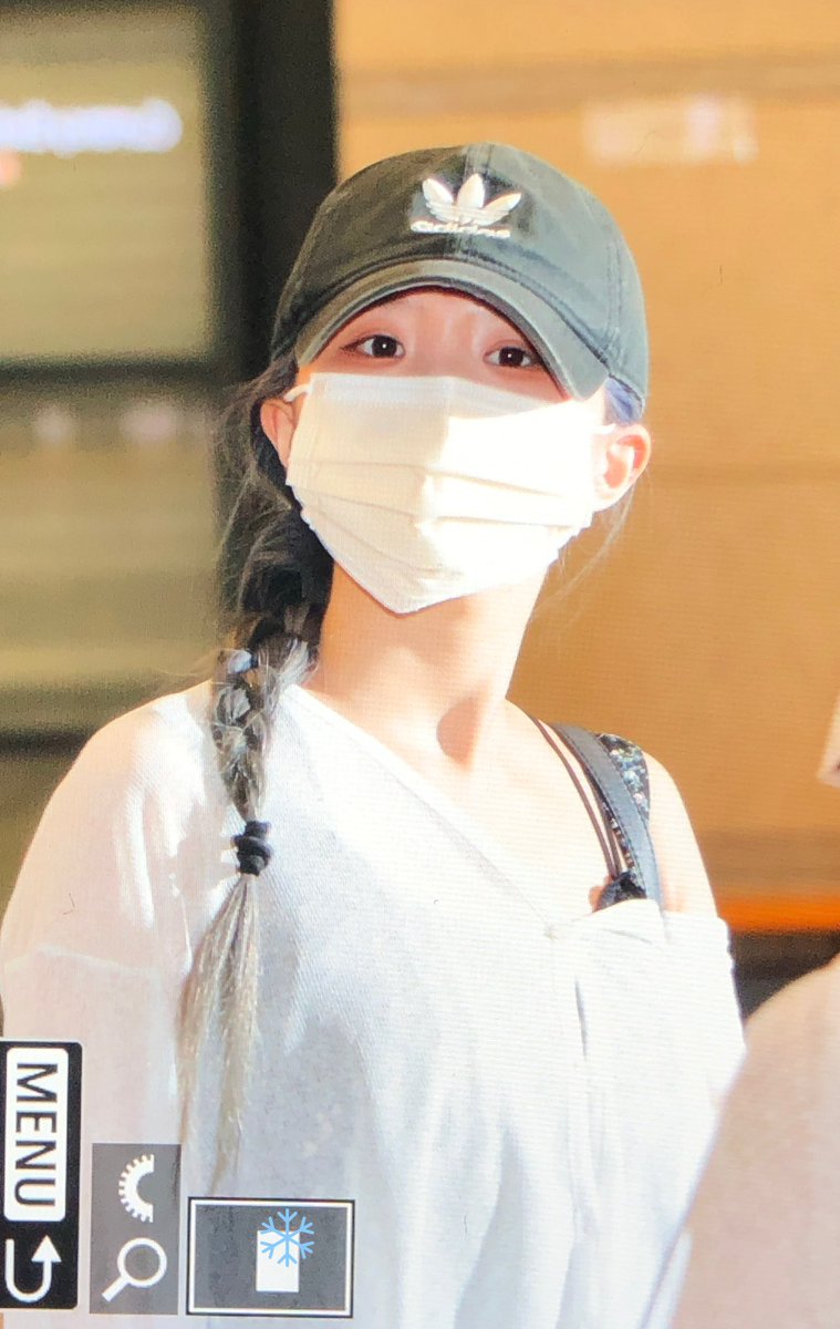 snowflake970929's tweet photo. 220521

#fromis_9     #프로미스나인      #송하영 https://t.co/8DowQqMDKK