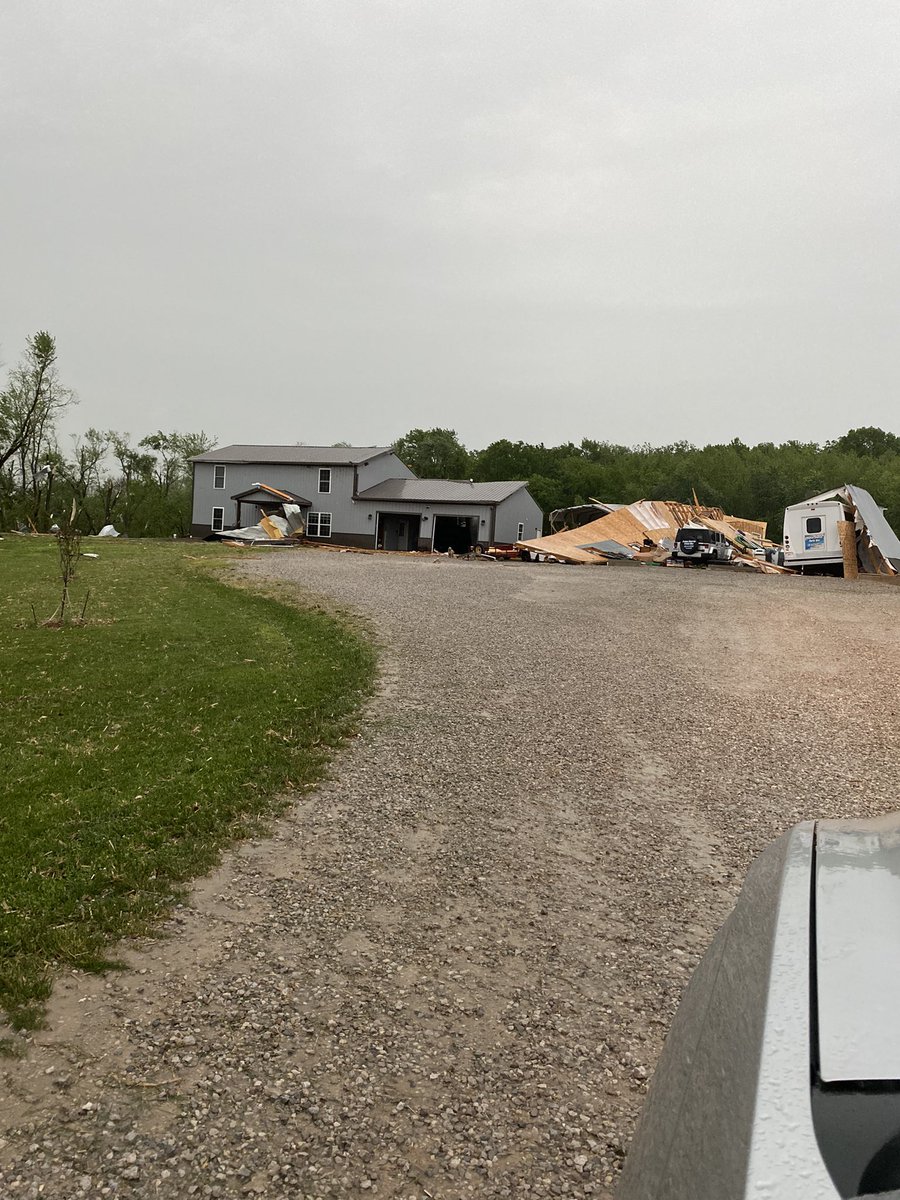 schooteeJ's tweet photo. Fortunately we weren’t home and all our neighbors are safe as well. Unfortunately we took a direct hit😞. Very thankful for everyone who just showed up and got to work to. https://t.co/NH9OyhHLgW
