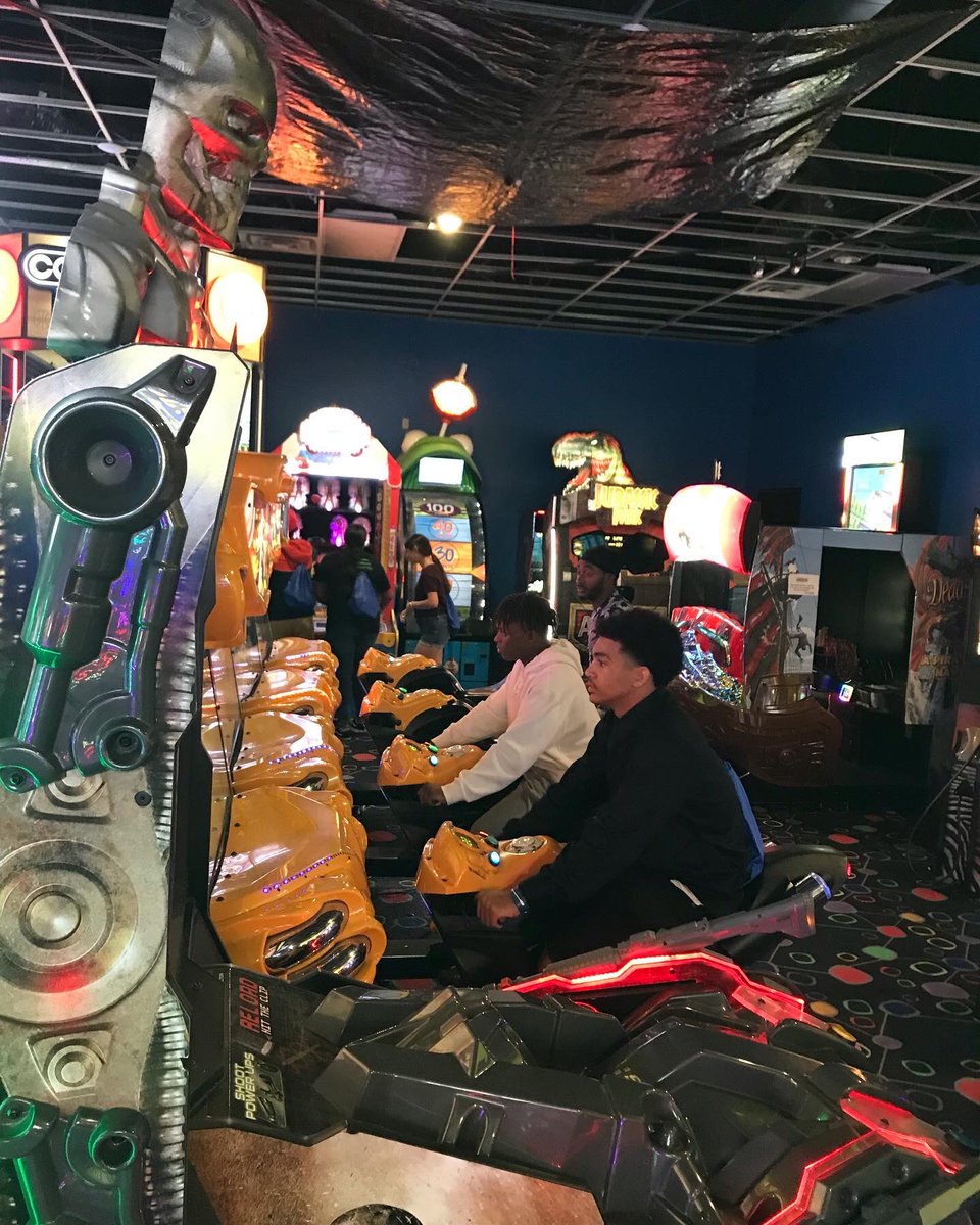 🎉2🎉🎓0🎓🎉🎓2🎓🎉2🎉