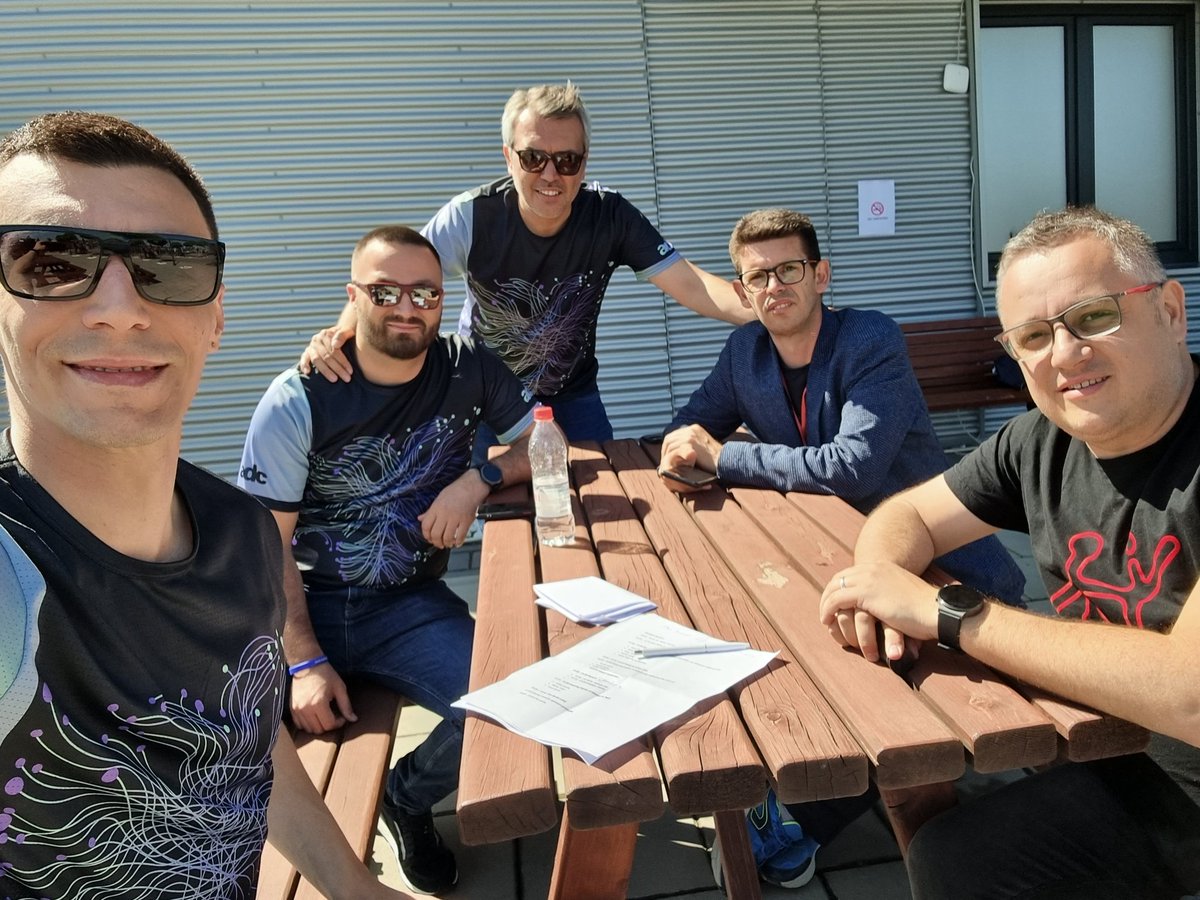 Shpend_Lila's tweet photo. Albanian Developers Conference. Hajde ne @UniversumKS https://t.co/8FJuxmMlGC https://t.co/md3QQEV3pa