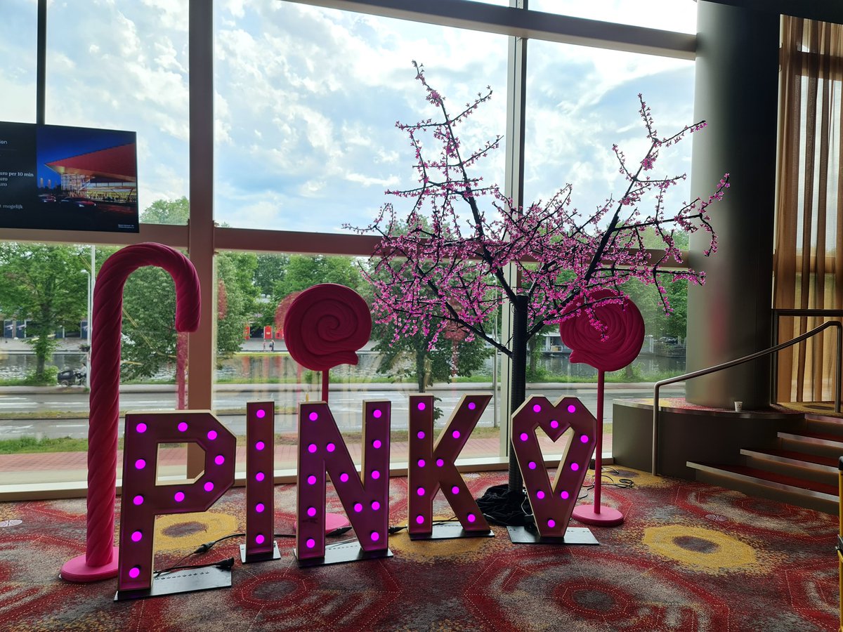 LEDware's tweet image. Our LED tree is currently at Holland Casino.

Do want to rent a tree of other products goto led-verlichting.org or youraudio.eu