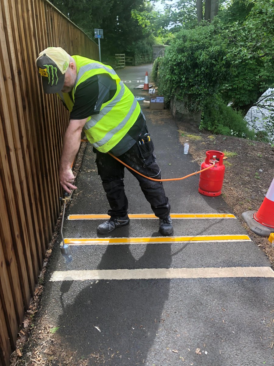 PKCTrust's tweet photo. We love this new Share with Care signage @SustransScot put on the NCN 77 at Almondbank in #Perth!❤️
We upgraded this route as part of #RiverTayWay & must say these chaps have done an excellent job of the #signage + strips!😎
https://t.co/EOHTirGr4k
@Sustrans @CyclingScotland https://t.co/QBDW2LrmAB