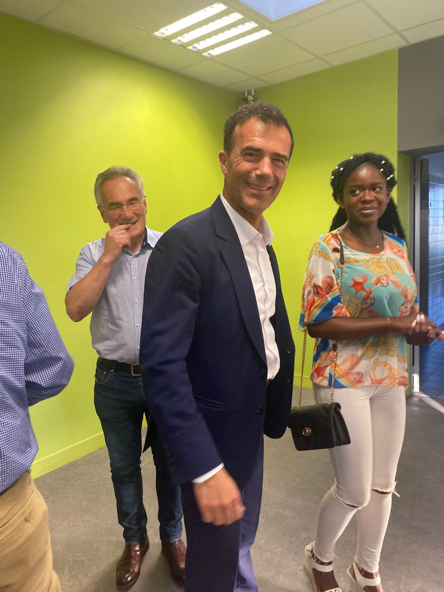 L ‘Europe au cœur du quartier des Sablons ( Le Mans).
J’ai souhaité organiser cette conférence afin de confronter nos perceptions de l’Europe et recueillir la parole des habitants de l’ Europe d’aujourd’hui et de demain. 
@Renaissance_UE <a href="/ValerieHayer/">Valérie Hayer</a> <a href="/sandrogozi/">Sandro Gozi</a> <a href="/SadRAHMANI2/">Saïd RAHMANI</a>