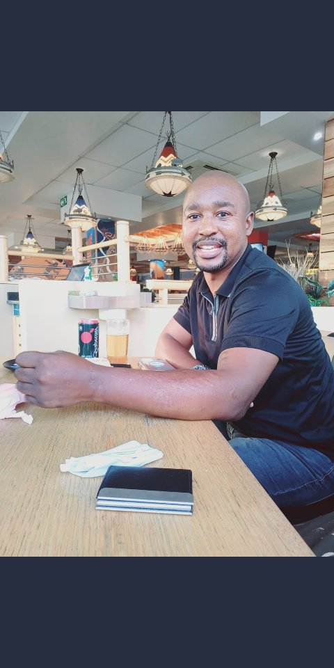 RealXavier011's tweet photo. I would like to apologize for posting this guy and calling him umsunu.

I'll never do it again, and i don't know this guy and never met him

Uxolo ndabezitha 🤞🙏 https://t.co/xywglPczH8