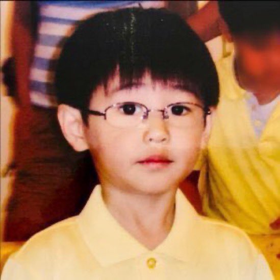 shnflict's tweet photo. sunghoon in glasses is everyone’s weakness https://t.co/0yhoBrVNYy