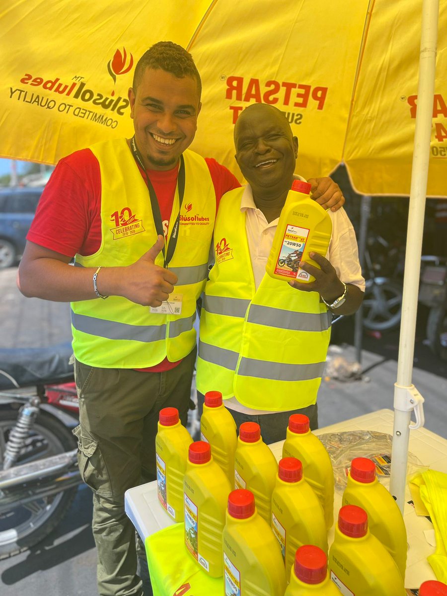 slusollubes's tweet photo. Since your bike’s health is dependent on having good oil, you can’t risk having a substandard product. This is where we come in with the advice to help you get the best motorcycle oil to keep your ride in top shape.  #motorbike #nduthi #nduthis #SpaceYaMagari #Petsar4T https://t.co/5LGTRmI0Ua