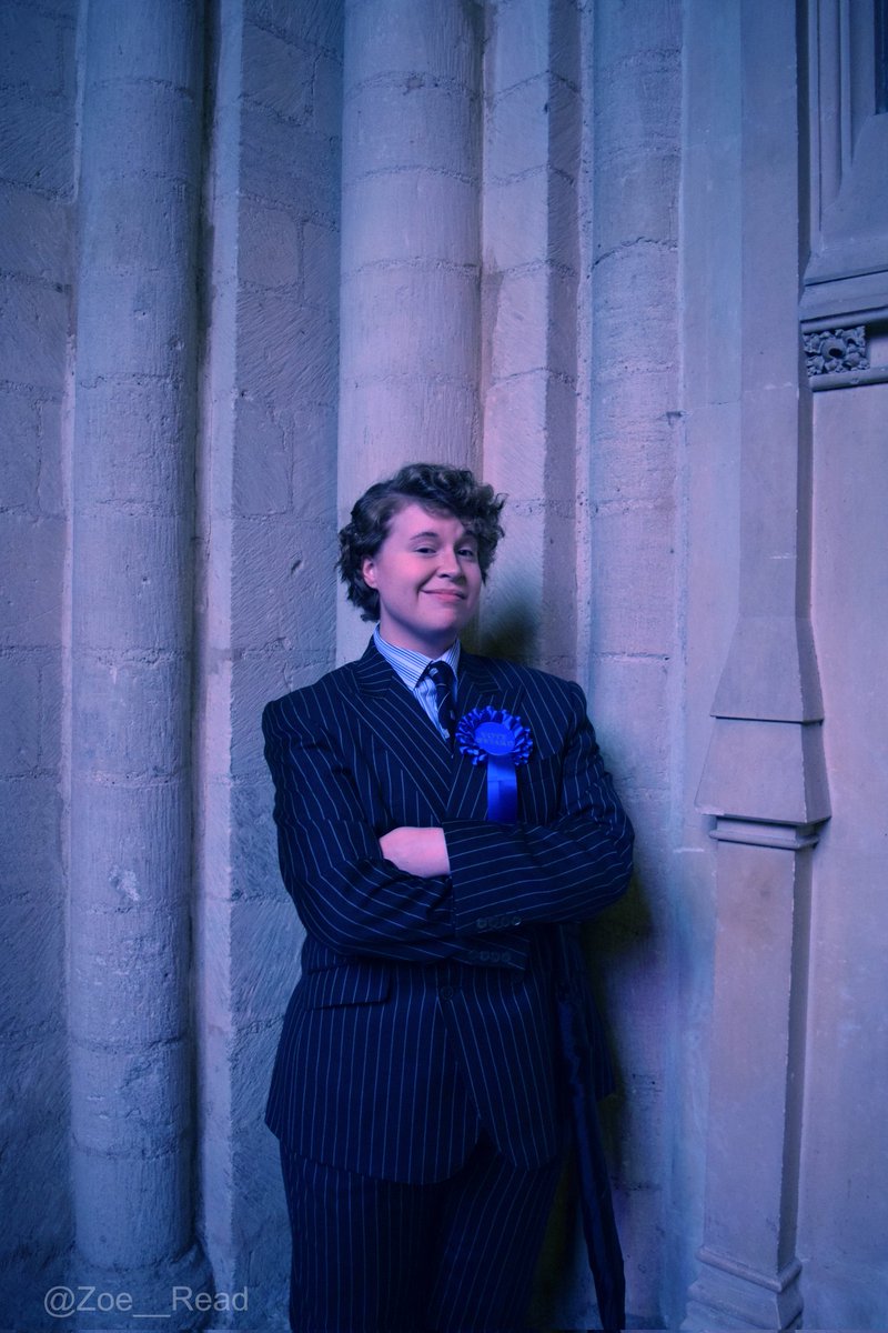Zoe_Read's tweet photo. Interaction 1:
"Are you an candidate?" 
"No, no! Have you seen #TheNewStatesman?
"OH! Well I wouldn't vote for you but your costume is fabulous!"

Interaction 2:
"I was about to tell you off for being a Tory but realised who you were! The costume is amazing!" https://t.co/3CUfV8kpsN