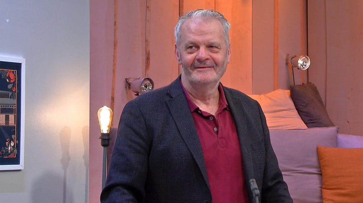 Invité des rédactions de <a href="/TebeoTV_Tebesud/">Tébéo & Tébésud TV - Les Télés Locales Bretonnes</a> <a href="/TVR35/">TVR La chaîne</a> pour 7 en Bretagne <a href="/FrankDarcel/">frank darcel</a> pour son superbe dernier ouvrage « l’armée des hommes libres » aux éditions <a href="/coopbreizh/">Coop Breizh</a> Ce livre va vous captiver