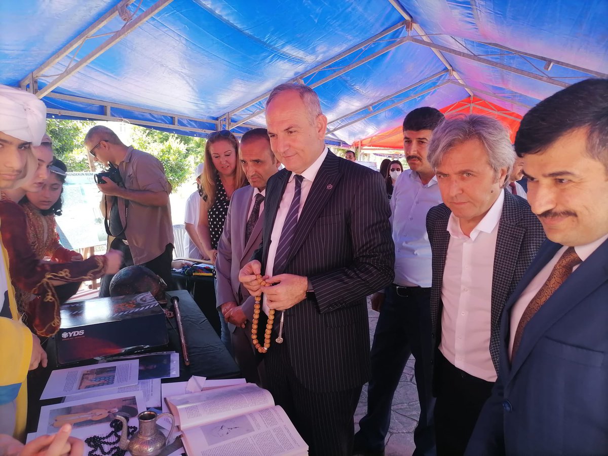 mozer31's tweet image. Görev süreniz boyunca destek ve himayelerini @isk_bilsem’im yanında hissetiren, her türlü faaliyetlerimizde yanımızda olan @yndisk kaymakamımız; yeni görevinizde başarılar diler, kurum aile birliği, öğretmenleri ve geleceğimizin teminatı öğrencilerimiz adına teşekkür ederiz.