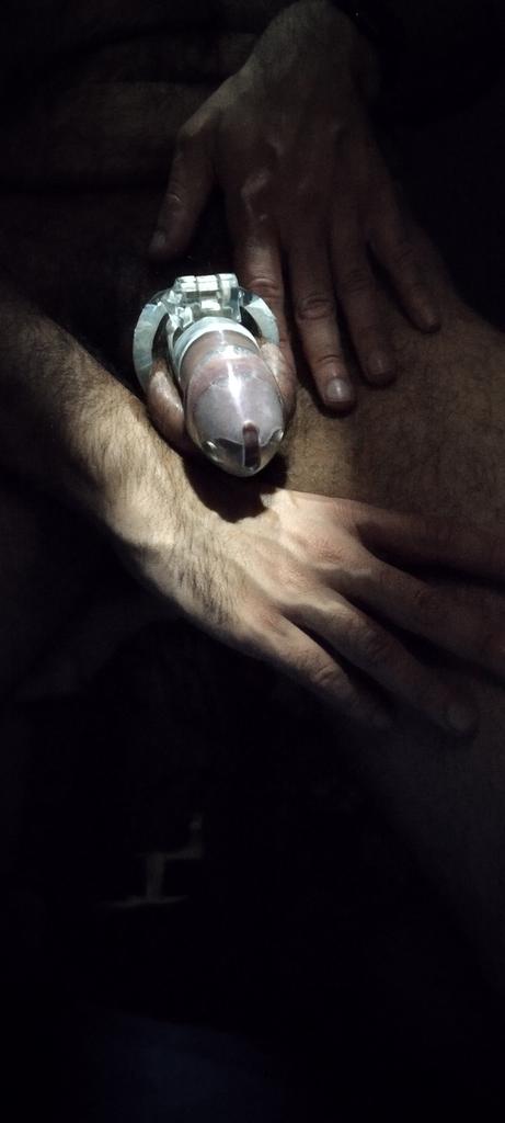 SumisoNovio's tweet image. Busco novio dominante para relación de pareja sería y estable. Basada en roles asimétricos jerarquizados.