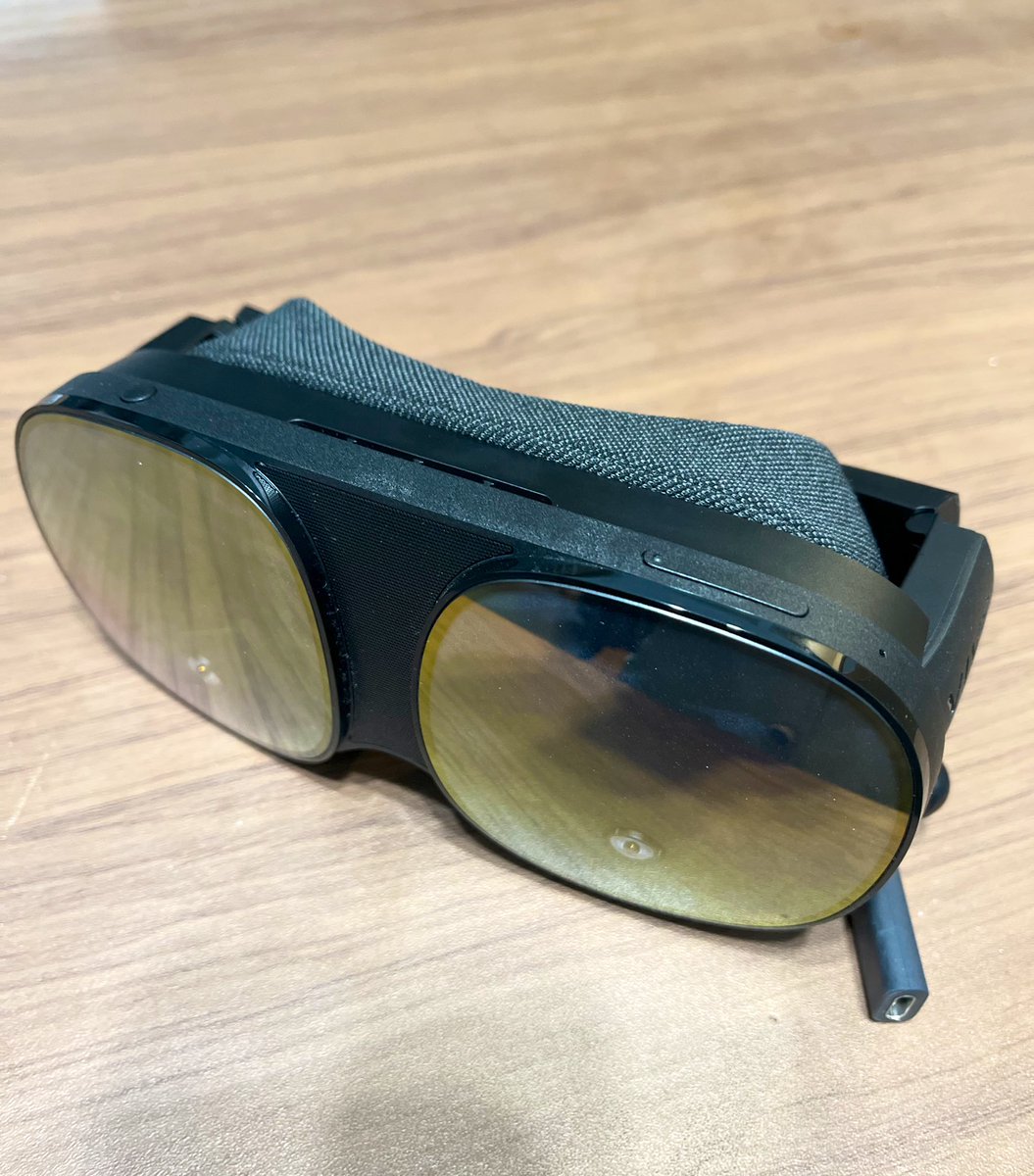 Yu_Ayato's tweet image. my new gear

新しいVRゴーグルを購入

#viveflow #HTC #VR #wearable