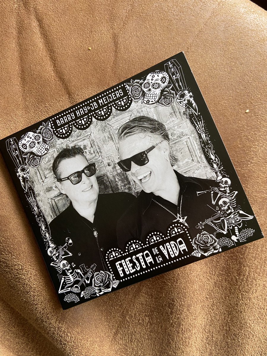 leoregoord's tweet photo. Met deze cd kan je de dag prima beginnen. Heel lekker! #barryhay #jbmeijers #fiestadelavida https://t.co/CKeZANqH3p