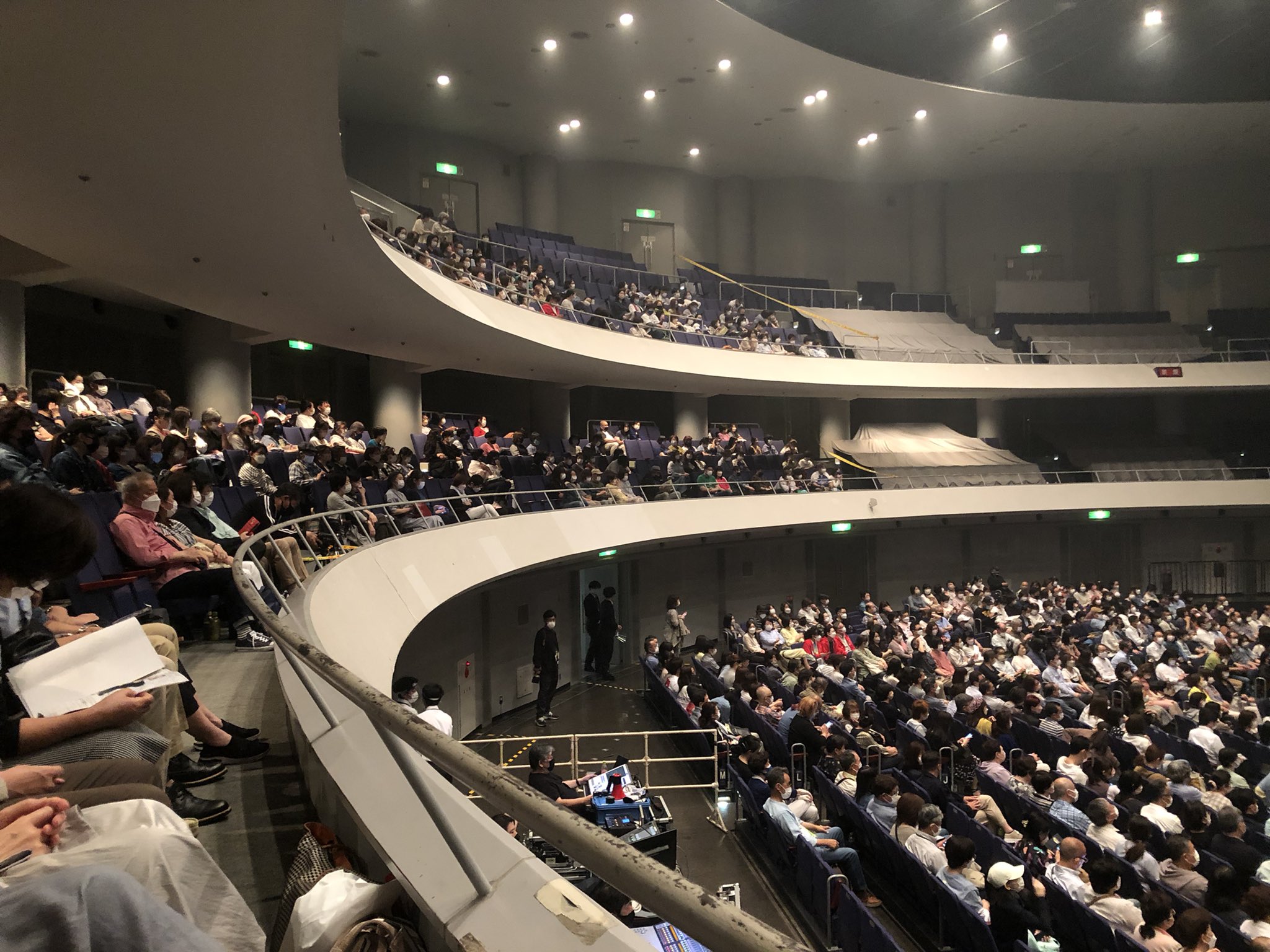 Polaris 年中模索ツアーファイナル 仙台サンプラザホール ほぼほぼ満員 は じ ま る よ スタレビ T Co Jjftuf94fm Twitter